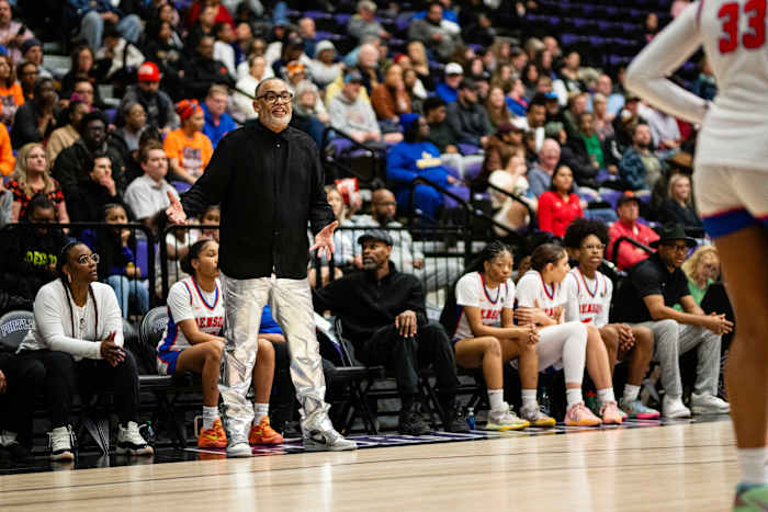 Benson Grants Pass 6A Oregon girls basketball quarterfinal 2024 Naji Saker -40